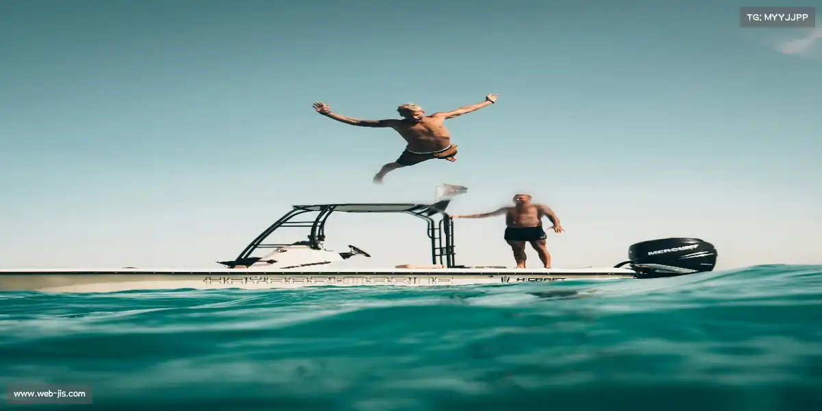 极速电竞官网——🏌️‍♀️⚡ 雷雨推杆，电光入洞！